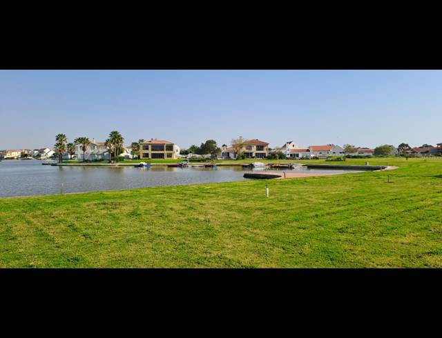 569M² VACANT LAND FOR SALE IN PORT OWEN